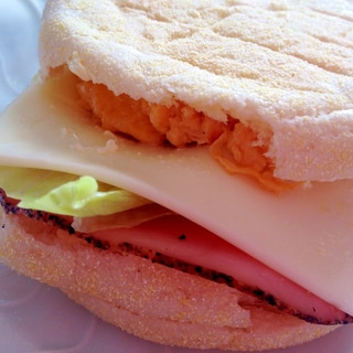 朝食に♪「イングリッシュマフィンのサンドイッチ♪」
